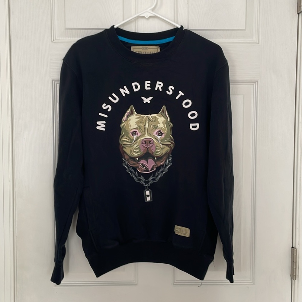 Bundle of 6 ENTREE LIFESTYLE Sweatshirts